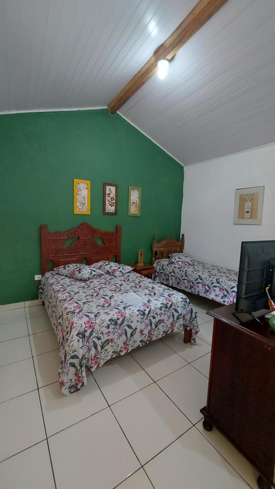Casa Temporada em Paraty Chalé Rural Saíras Esterno foto